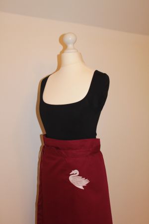Vorbinder-Schürze 60/80 cm Bordeaux mit Schwan