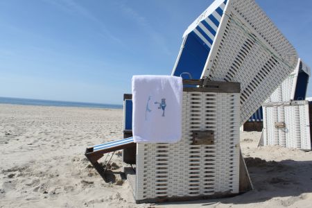 SYLT - Weisses Duschtuch 70 x 140 cm mit Frosch & Syltlogo