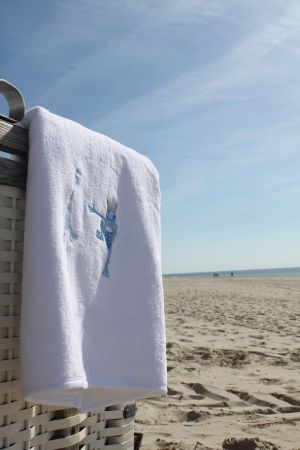 SYLT - Weisses Duschtuch 70 x 140 cm mit Frosch & Syltlogo