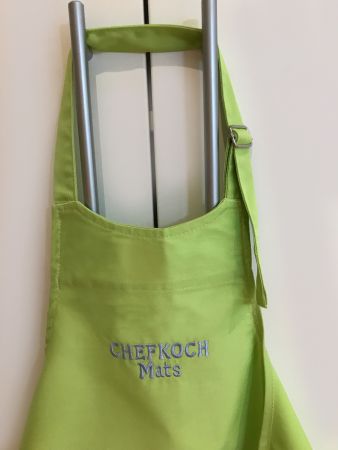 Kinderlatzschürze Apfelgrün Chefkoch & Name