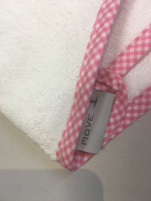 - MÖVE - Kapuzentuch rosa oder blau mit Namen