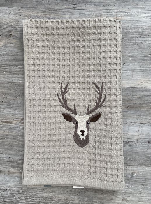 1 MÖVE Piquée Küchenhandtuch in beige mit Hirschkopf