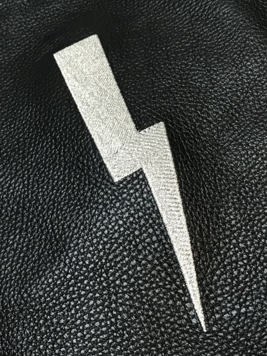 - Schwarzer Lederbeutel Venezia & Blitz in Silber