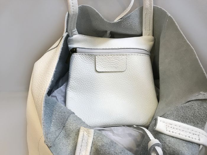 - Weisser Lederbeutel Venezia & Lotusblüte in Alu silber