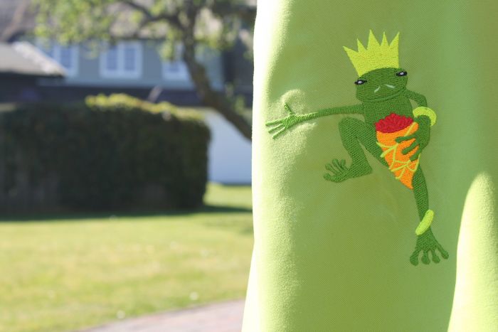 - Latzschürze Grün mit grünem Frosch Luca
